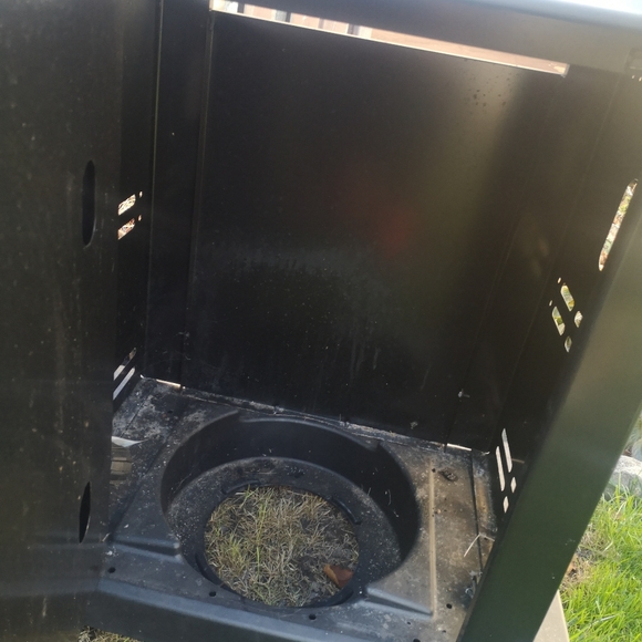 BBQ - Picture 4 of 4